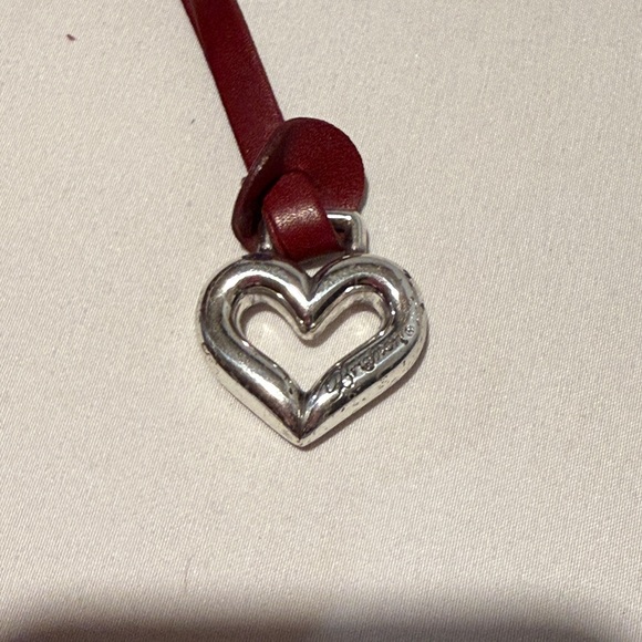 Brighton Endora red croc embossed leather shoulder bag - Picture 5 of 16